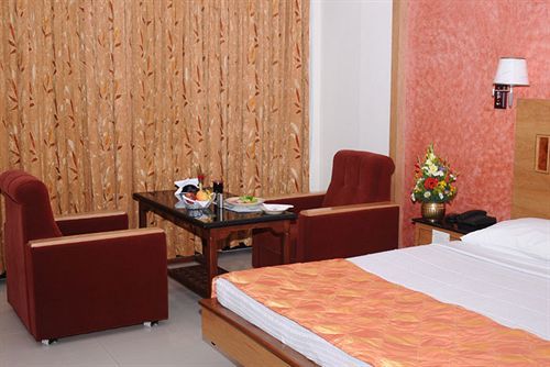 Ramyas Hotels Tiruchirappalli Zewnętrze zdjęcie